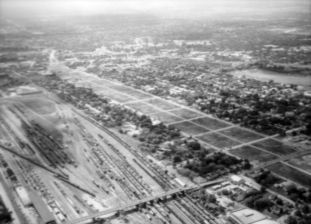 I-35N-at-N-New-Braunfels-looking-NW-1959