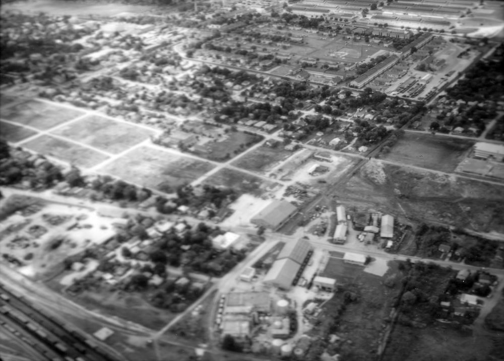I-35N-at-Walters-looking-NW-1959